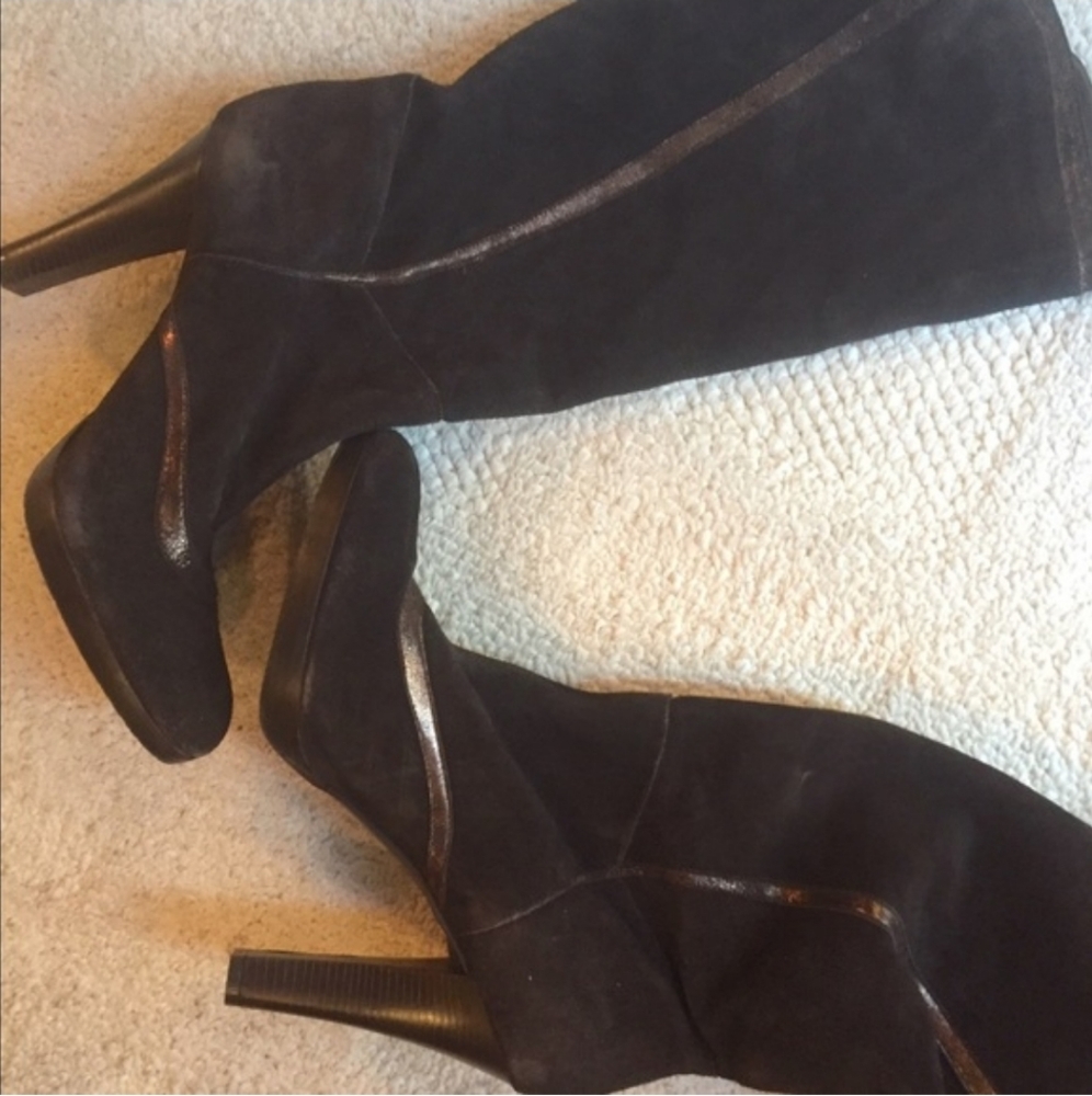 Ladies boots